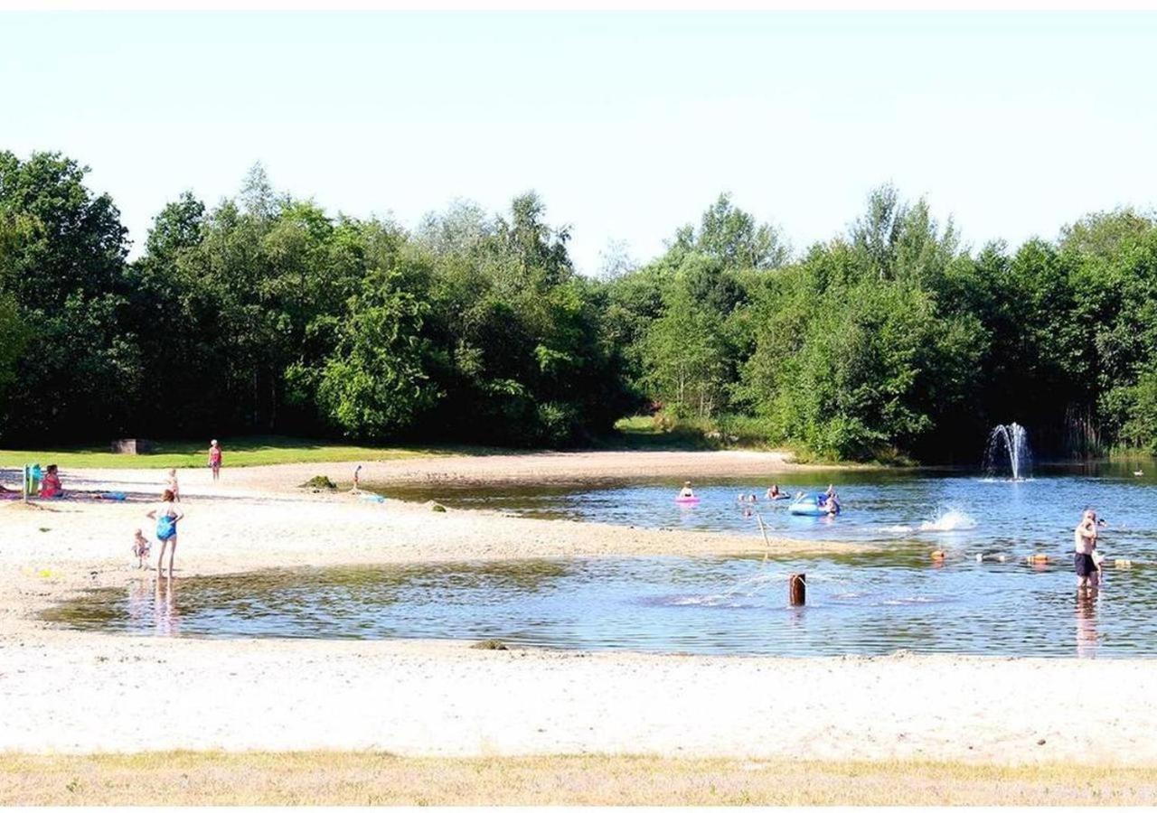 Comfortabel Chalet In Nationaal Park Wateren Buitenkant foto